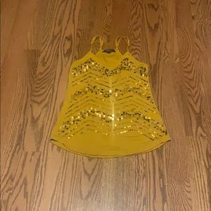 mandee Tank top size s good condition